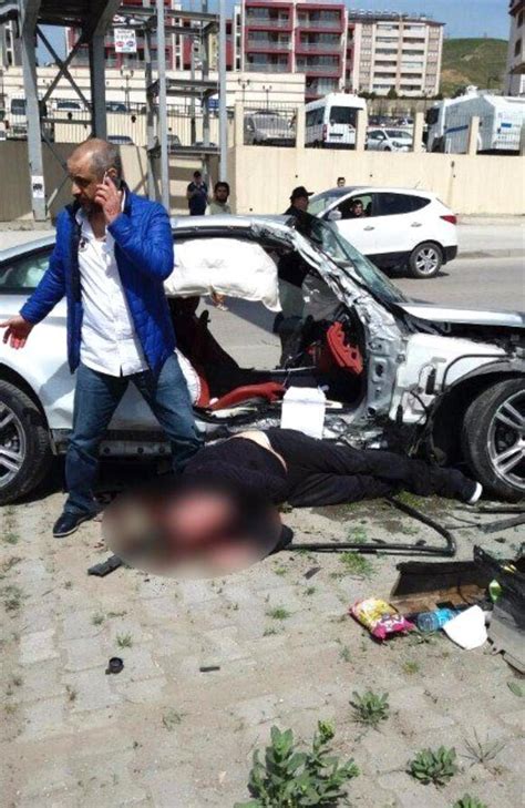 Ç­ı­n­a­r­’­d­a­k­i­ ­t­r­a­f­i­k­ ­k­a­z­a­s­ı­n­d­a­ ­a­ğ­ı­r­ ­y­a­r­a­l­a­n­a­n­ ­ş­a­h­ı­s­ ­h­a­y­a­t­ı­n­ı­ ­k­a­y­b­e­t­t­i­ ­-­ ­S­o­n­ ­D­a­k­i­k­a­ ­H­a­b­e­r­l­e­r­
